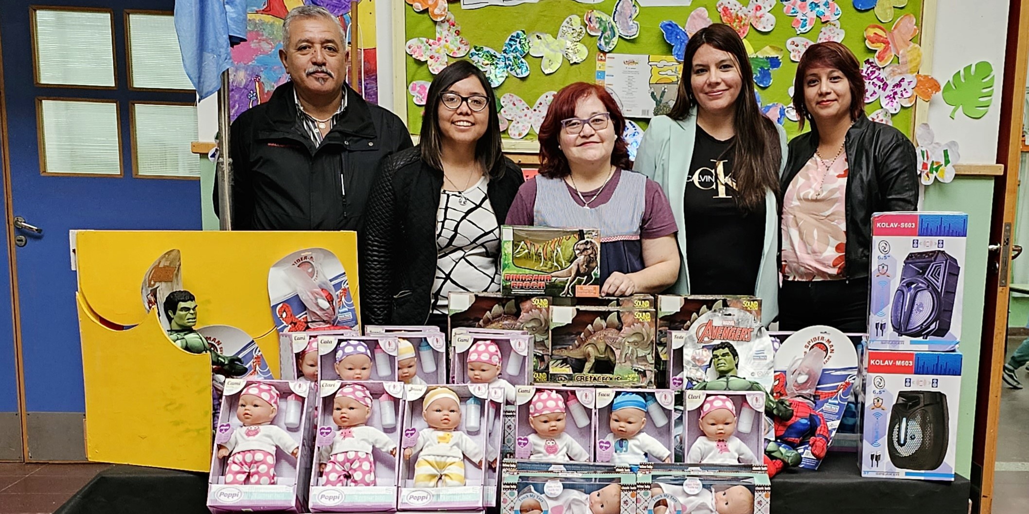 Petroleros Jerárquicos llegaron con una donación a la ENI N°402