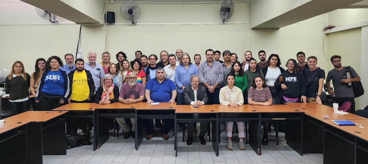 Frente Sindical de Universidades Nacionales: Decidimos convocar a una gran marcha Nacional para el 25 de Abril en defensa de la educación