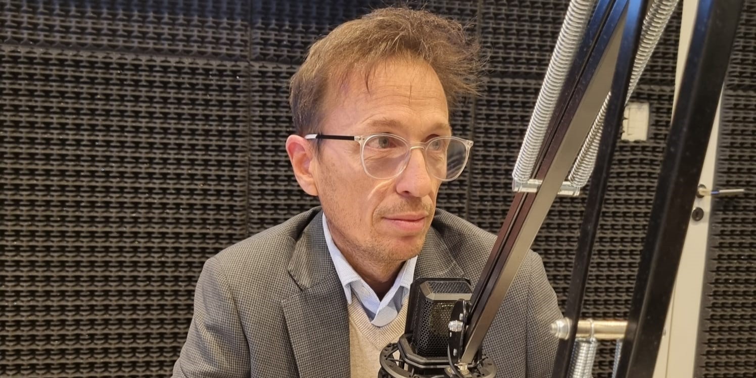 “Nuestro cerebro está preparado para ponerse en ‘off’ entre las 21:30 y las 23 hs.”