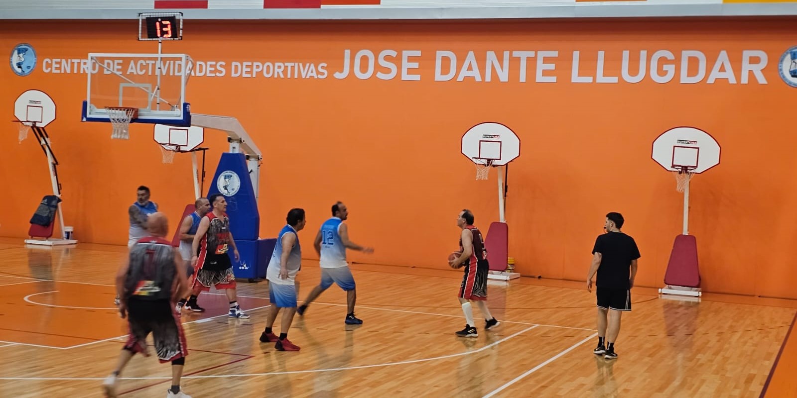 El Torneo de Básquet Jerárquico definió sus finalistas en damas y en caballeros