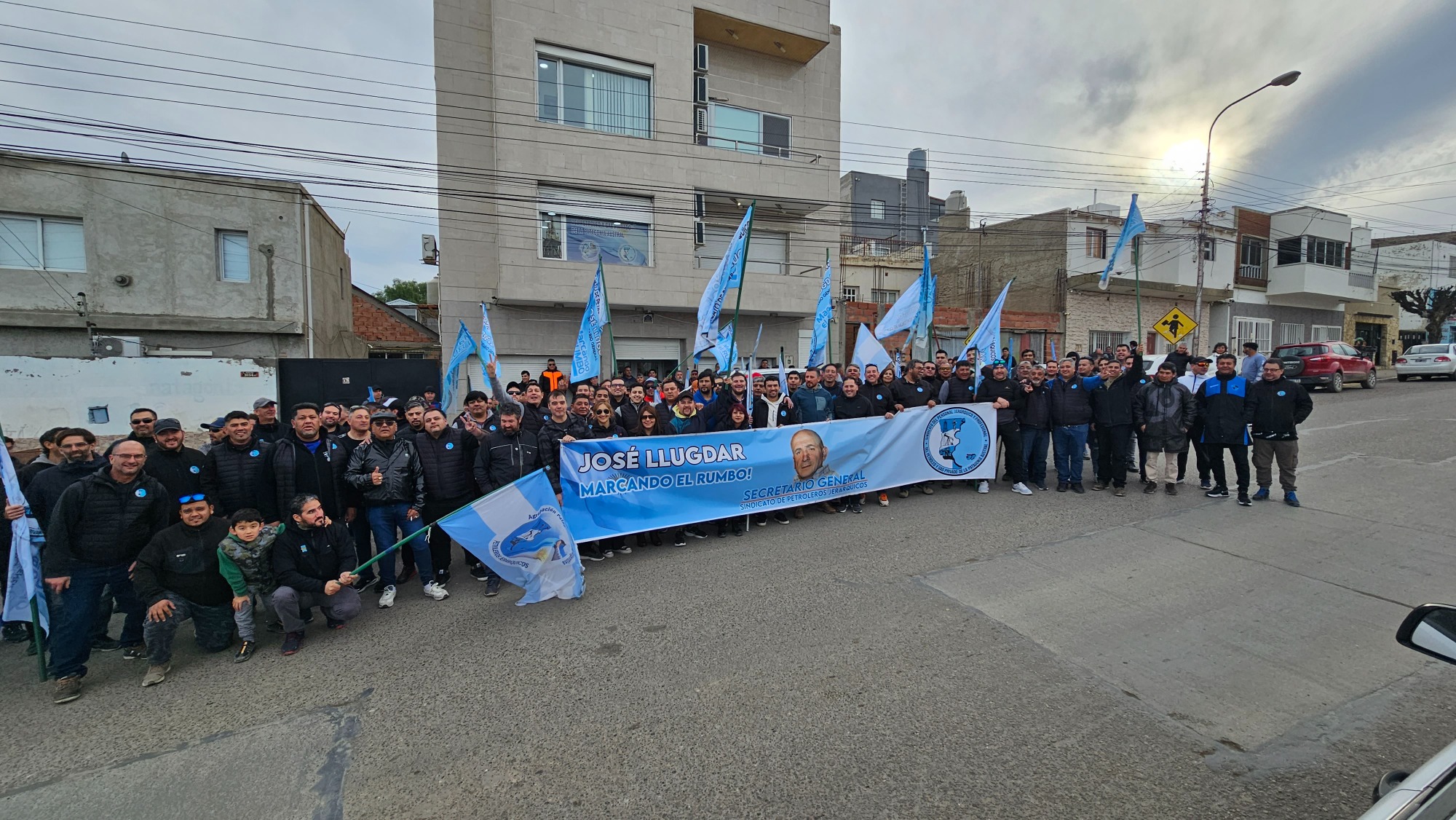 Petroleros Jerárquicos se movilizaron en rechazo a la Ley Bases