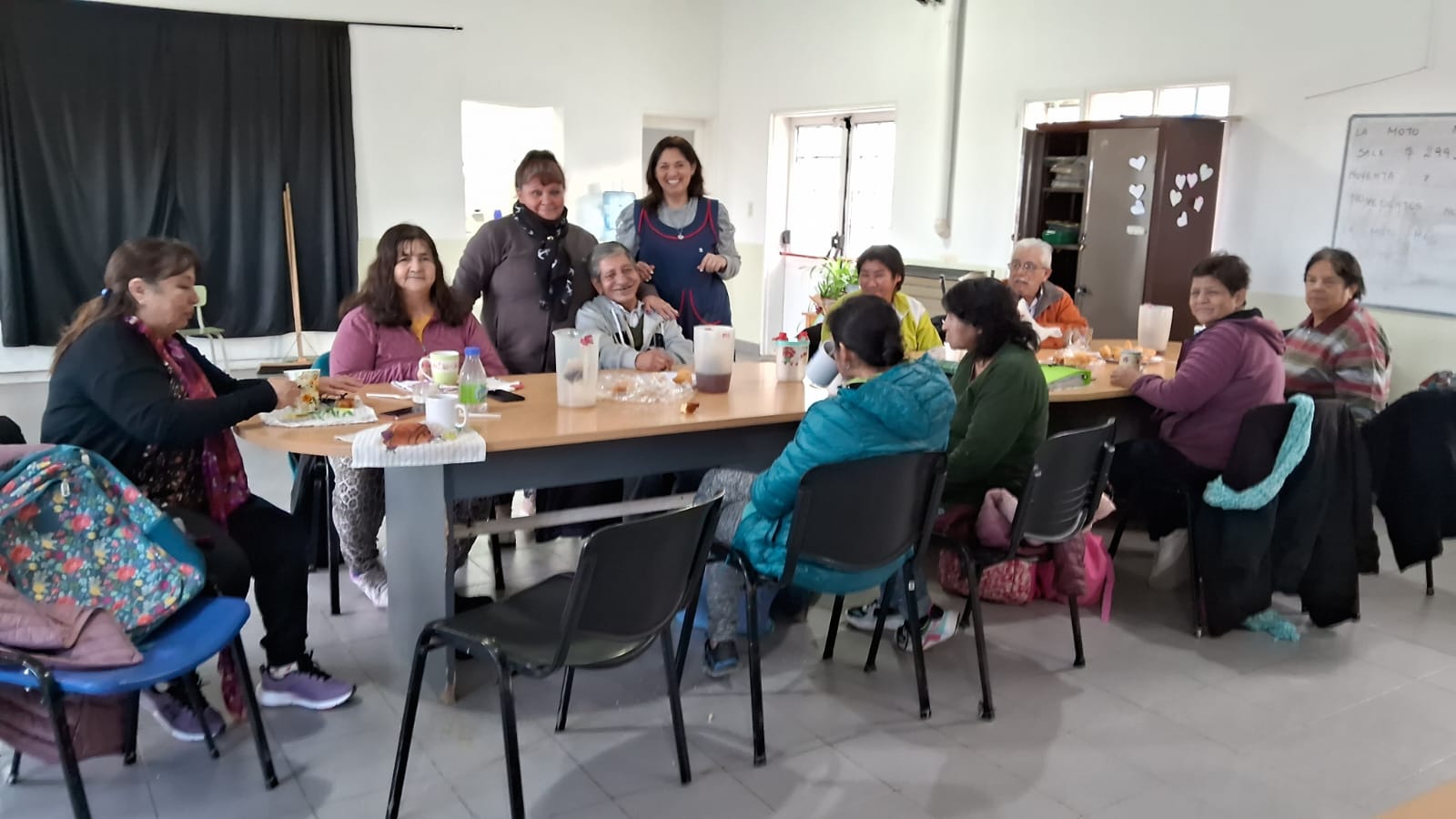 Los adultos mayores pueden terminar la primaria: “Pueden ingresar en cualquier etapa del año”