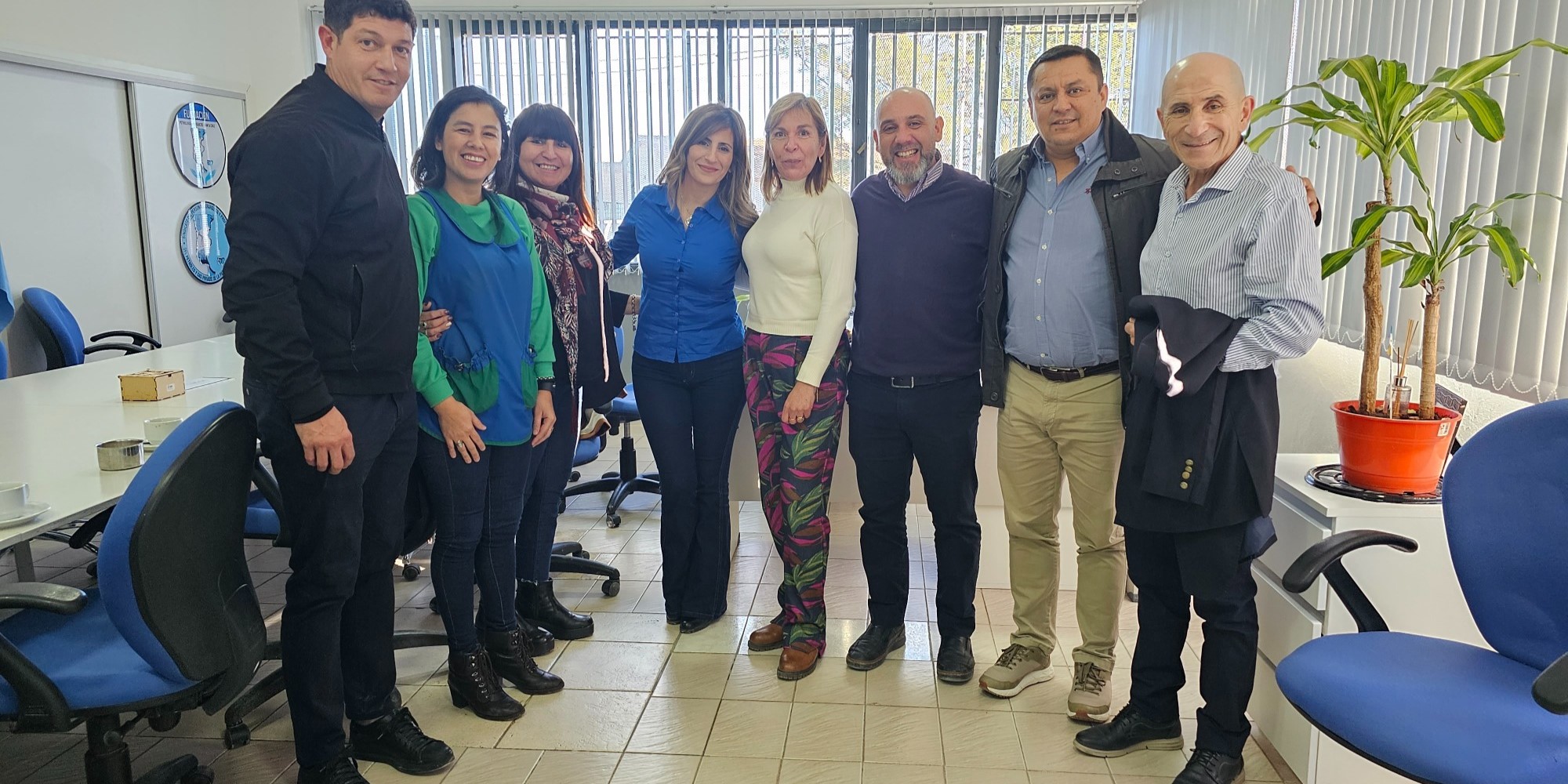 Llugdar y Villegas supervisaron avance de obra en el Instituto Aónikenk y se reunieron con su Directora