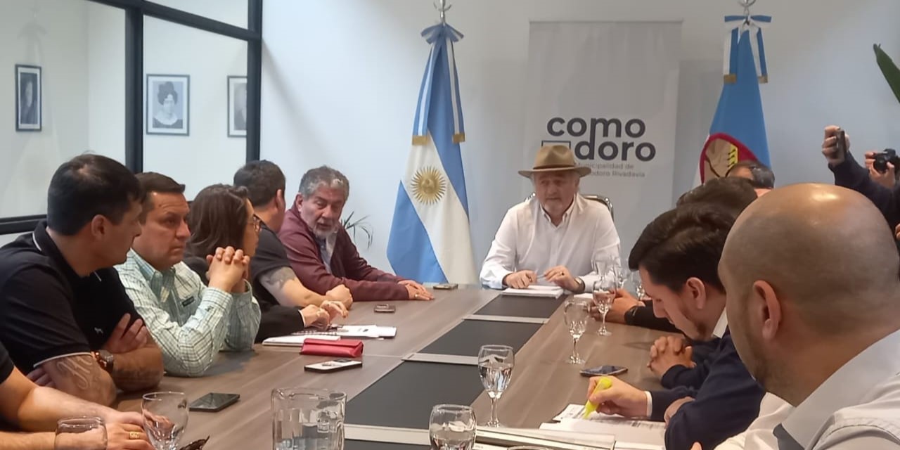 Petroleros Jerárquicos participó del encuentro por la emergencia tarifaria en Comodoro