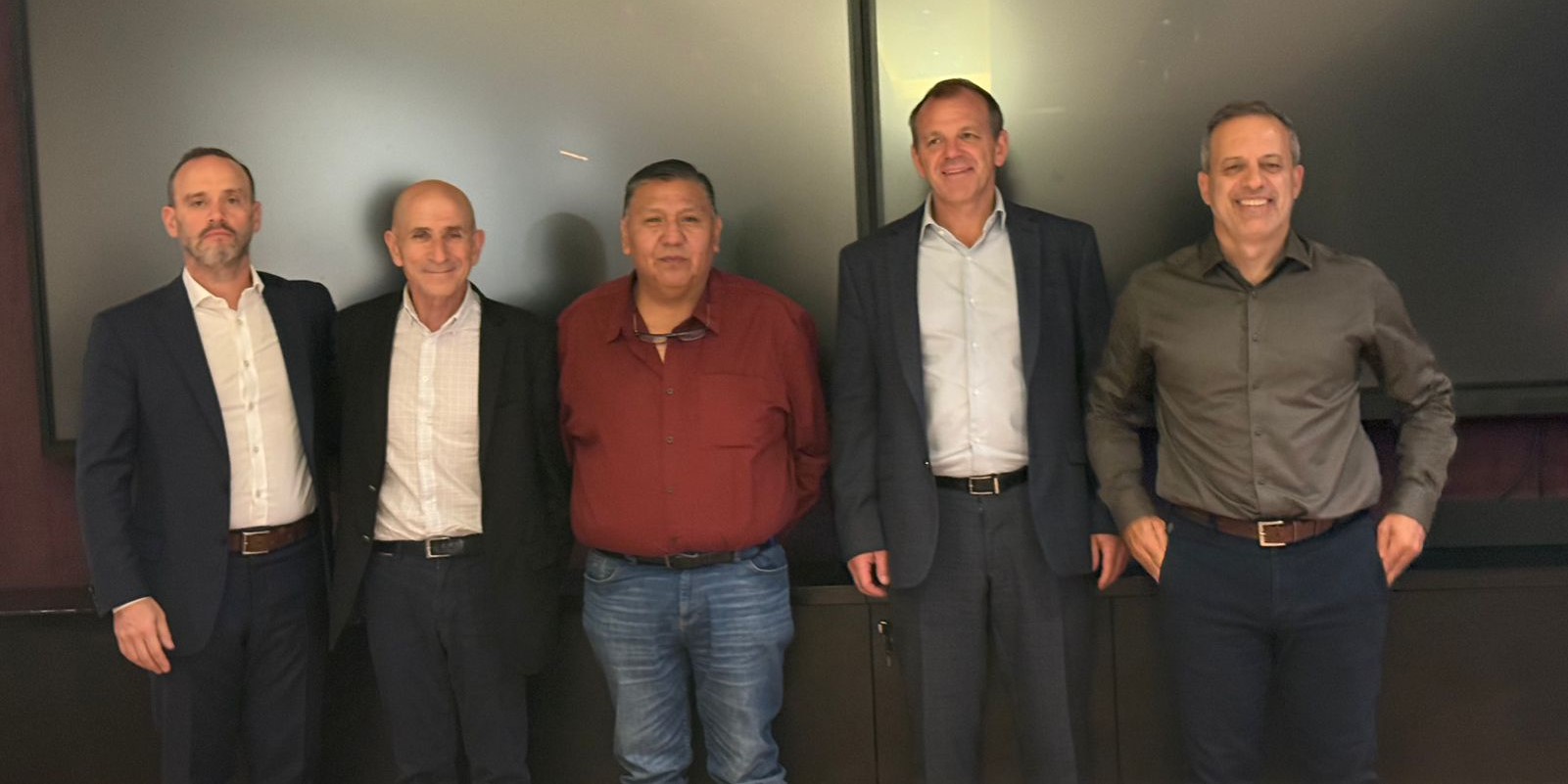 Llugdar acordó con PAE que se aseguren las inversiones en la Cuenca del Golfo San Jorge