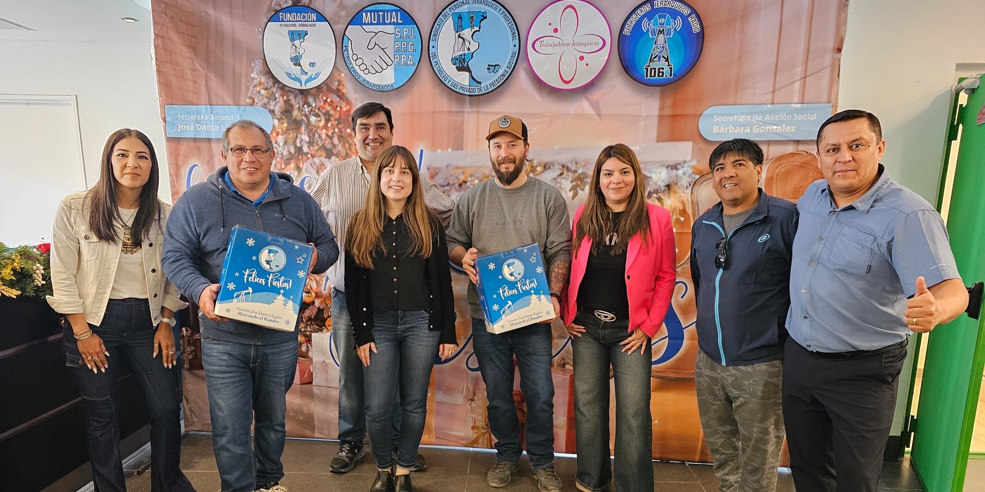 Petroleros Jerárquicos continúa con la entrega de Cajas Navideñas en sus Sedes