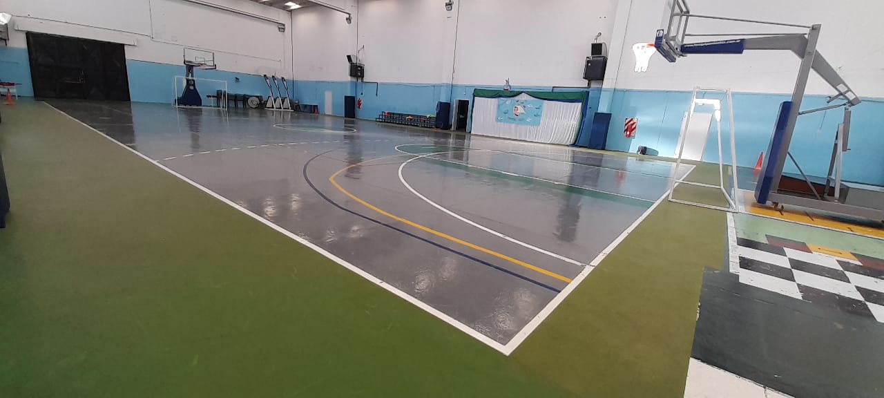 La Fundación Petroleros Jerárquicos fortalece la educación con mejoras en el Instituto Aonikenk