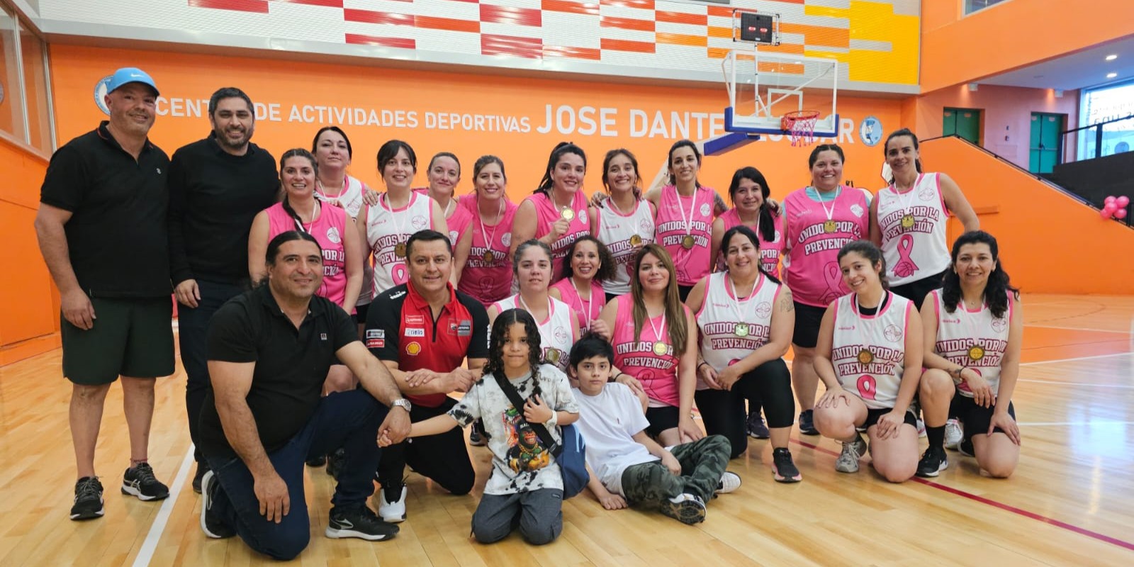 Octubre Rosa | Solidaridad y Deporte: Éxito del evento ‘Unidos por la Prevención’