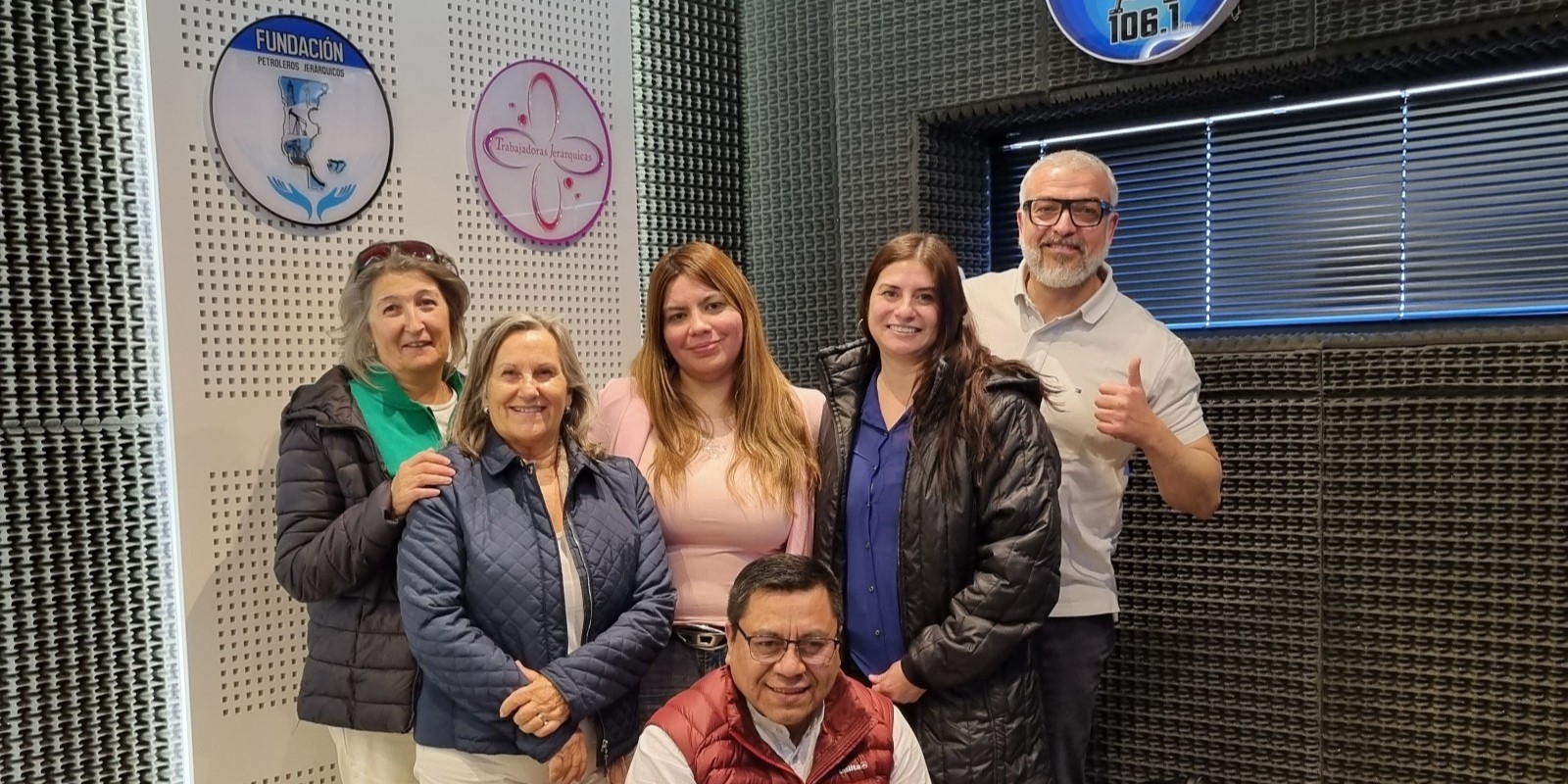 Unidos por la Prevención: Petroleros Jerárquicos colmó sus tribunas para concientizar sobre la prevención oncológica