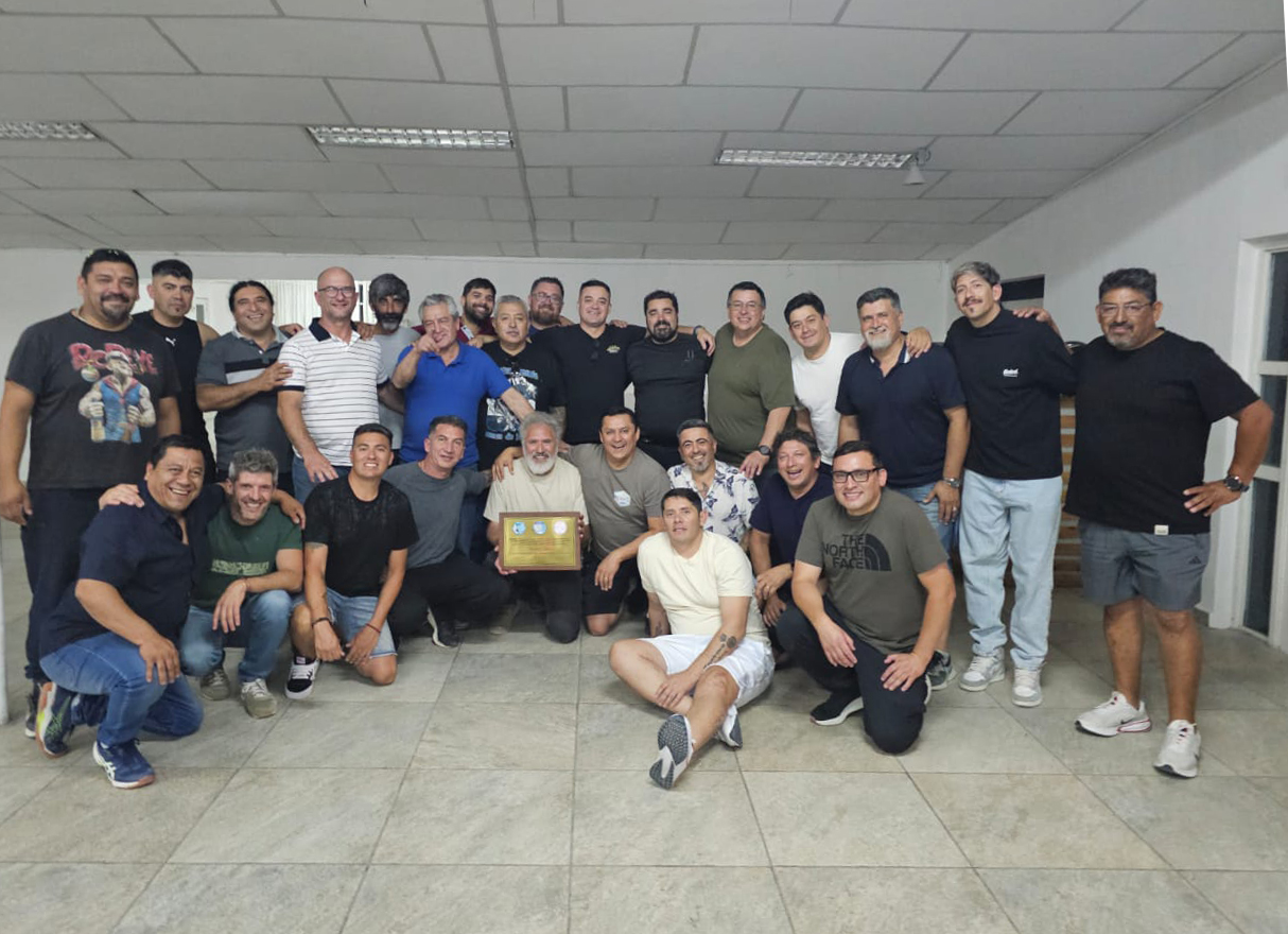 Reconocimiento institucional a Ricardo Behr por su trayectoria y compromiso