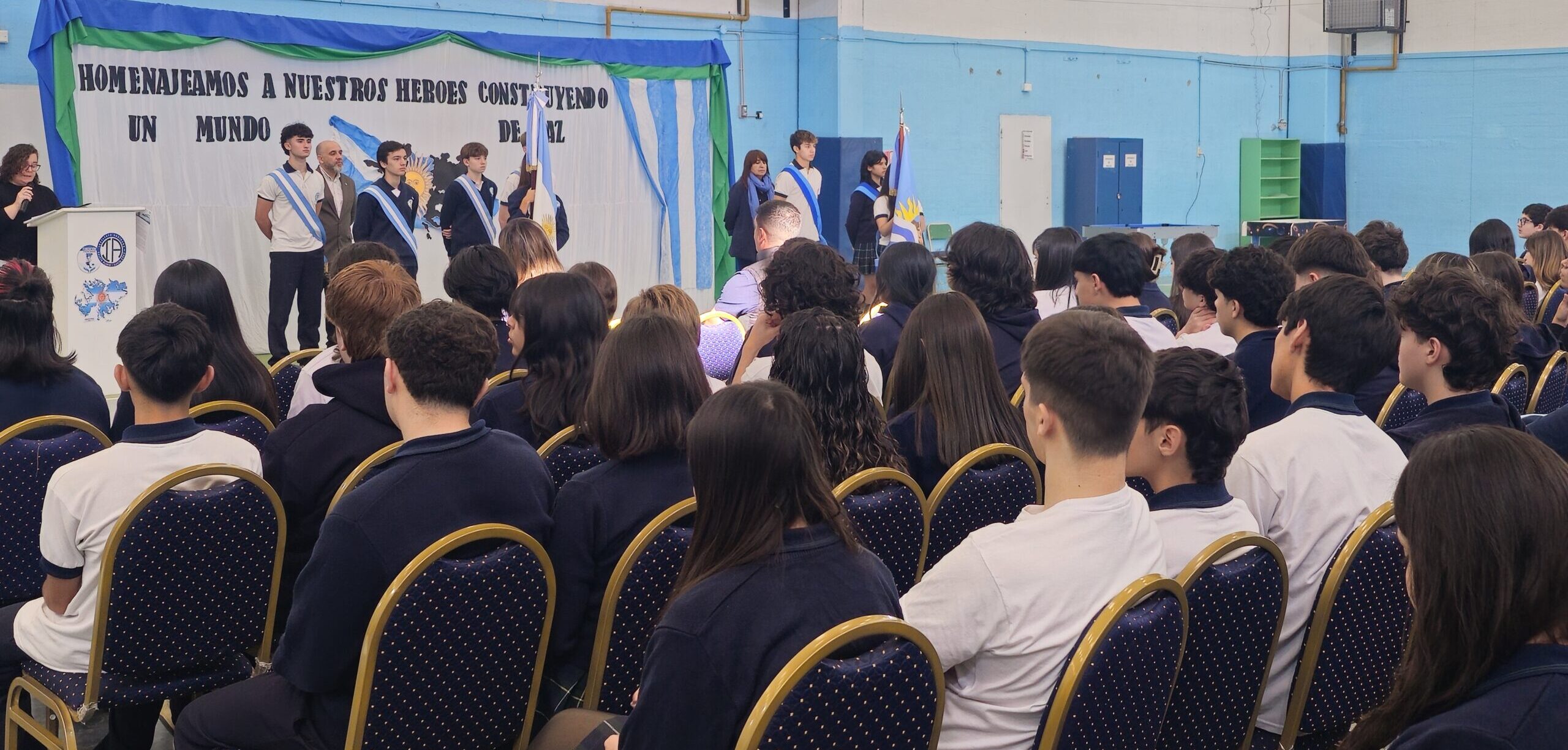 Homenaje por Malvinas en Aónikenk con presencia de Petroleros Jerárquicos