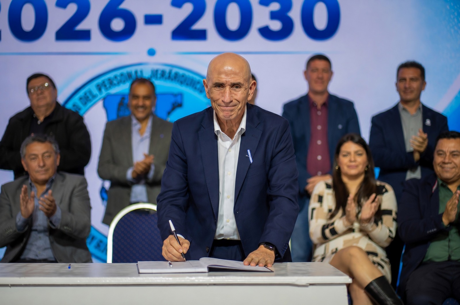 𝗝𝗢𝗦𝗘́ 𝗗𝗔𝗡𝗧𝗘 𝗟𝗟𝗨𝗚𝗗𝗔𝗥 𝗔𝗦𝗨𝗠𝗜𝗢́ 𝗦𝗨 𝗤𝗨𝗜𝗡𝗧𝗢 𝗠𝗔𝗡𝗗𝗔𝗧𝗢 𝗔𝗟 𝗙𝗥𝗘𝗡𝗧𝗘 𝗗𝗘 𝗣𝗘𝗧𝗥𝗢𝗟𝗘𝗥𝗢𝗦 𝗝𝗘𝗥𝗔́𝗥𝗤𝗨𝗜𝗖𝗢𝗦